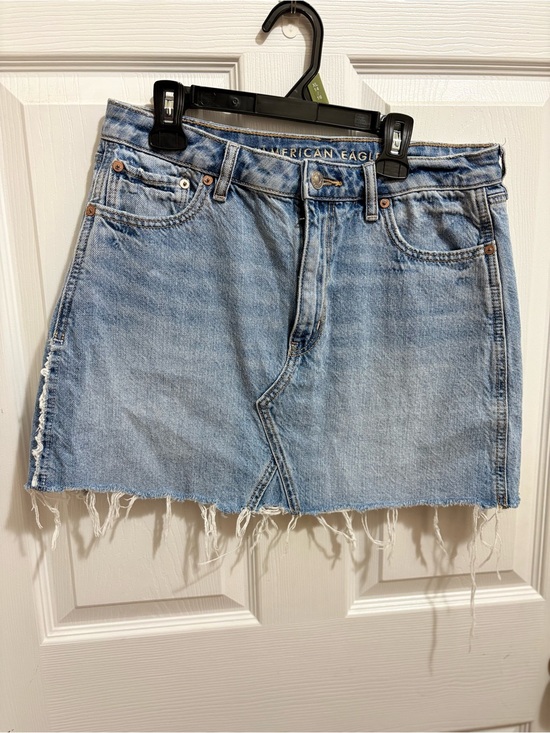 American Eagle Outfitters Dresses & Skirts - American Eagle Outfitters Light Wash Frayed Denim Mini Skirt